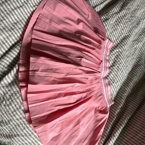 Beyond Yoga size small Elegant Pink Pleated Skirt